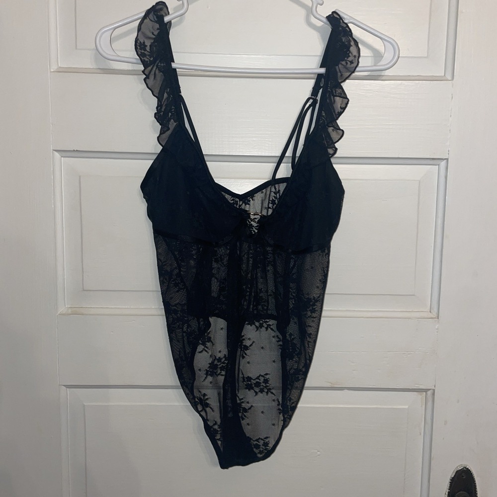 COLSIE Lace Lingerie Bodysuit  Adjustable Strap color Black Size‎ M